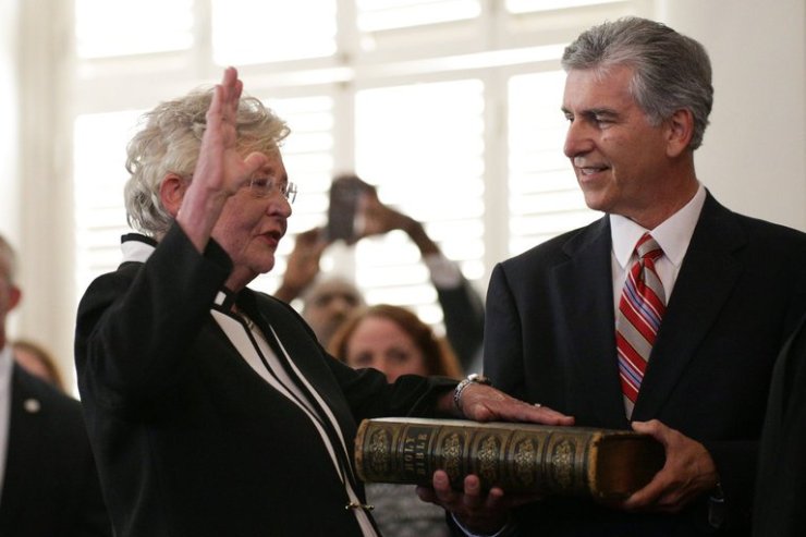 Kay Ivey is Sworn In